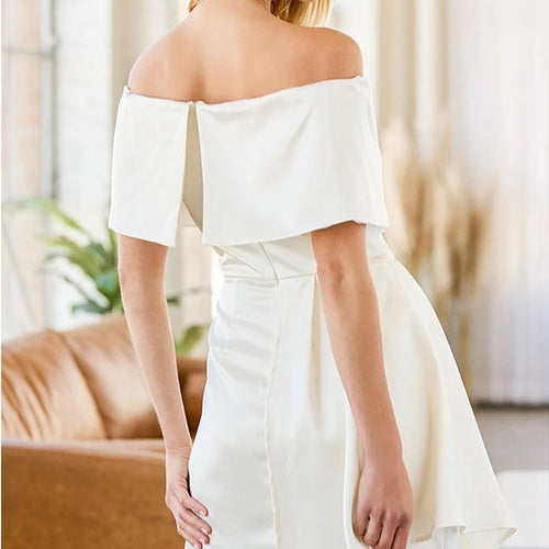 Off-Shoulder Klänning - Hög Midja Slimmande